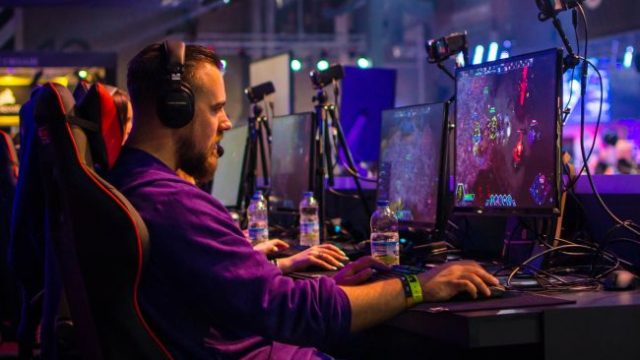 esports M